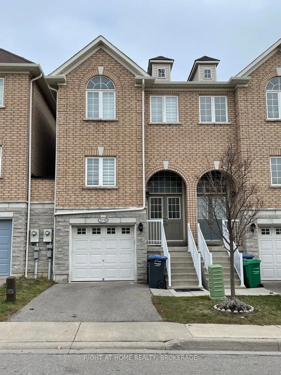 5759 Tiz Road, Mississauga, On L5r 0b4