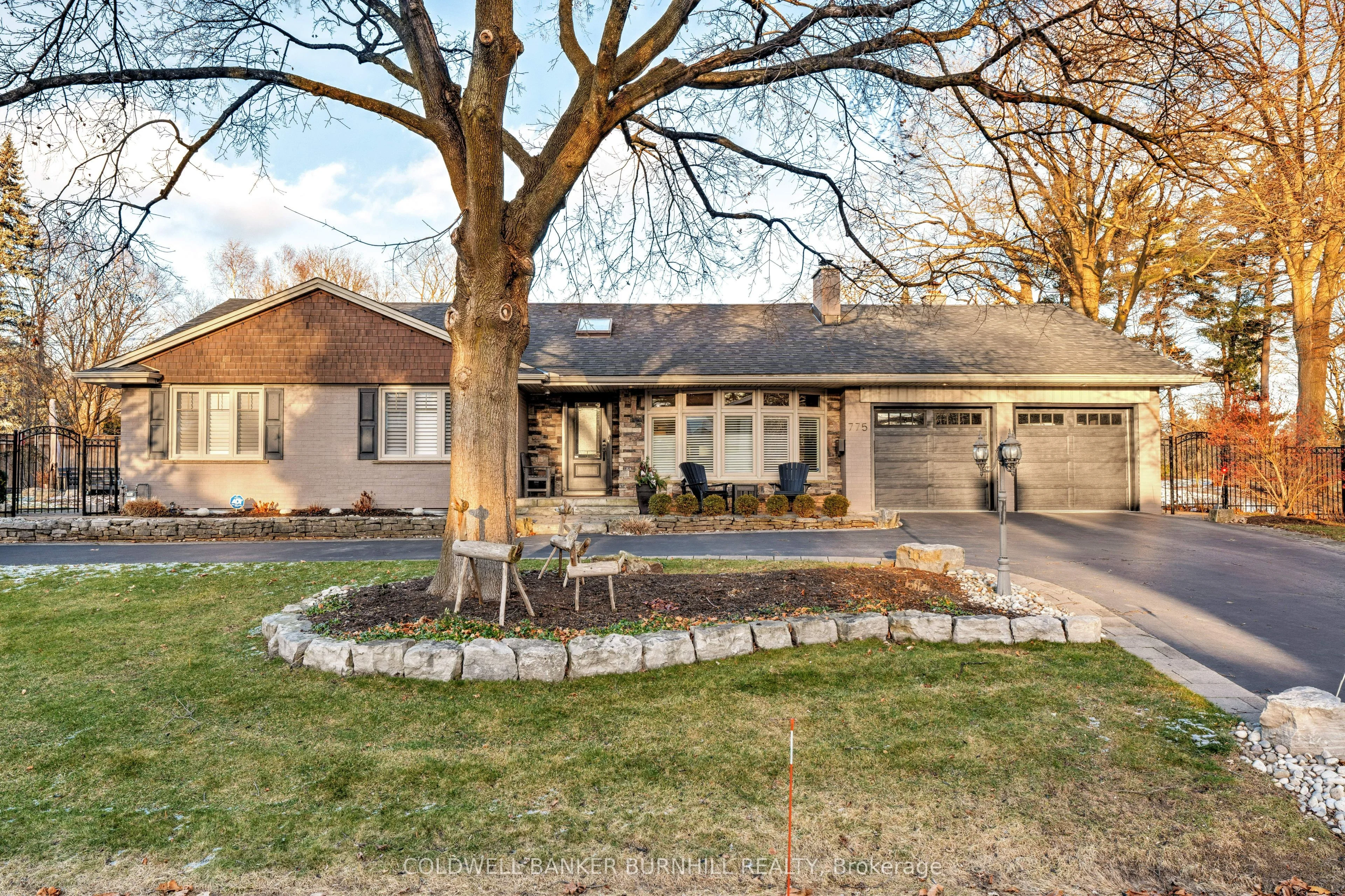 Detached in Burlington