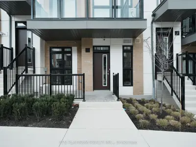 Condo Townhouse in Toronto