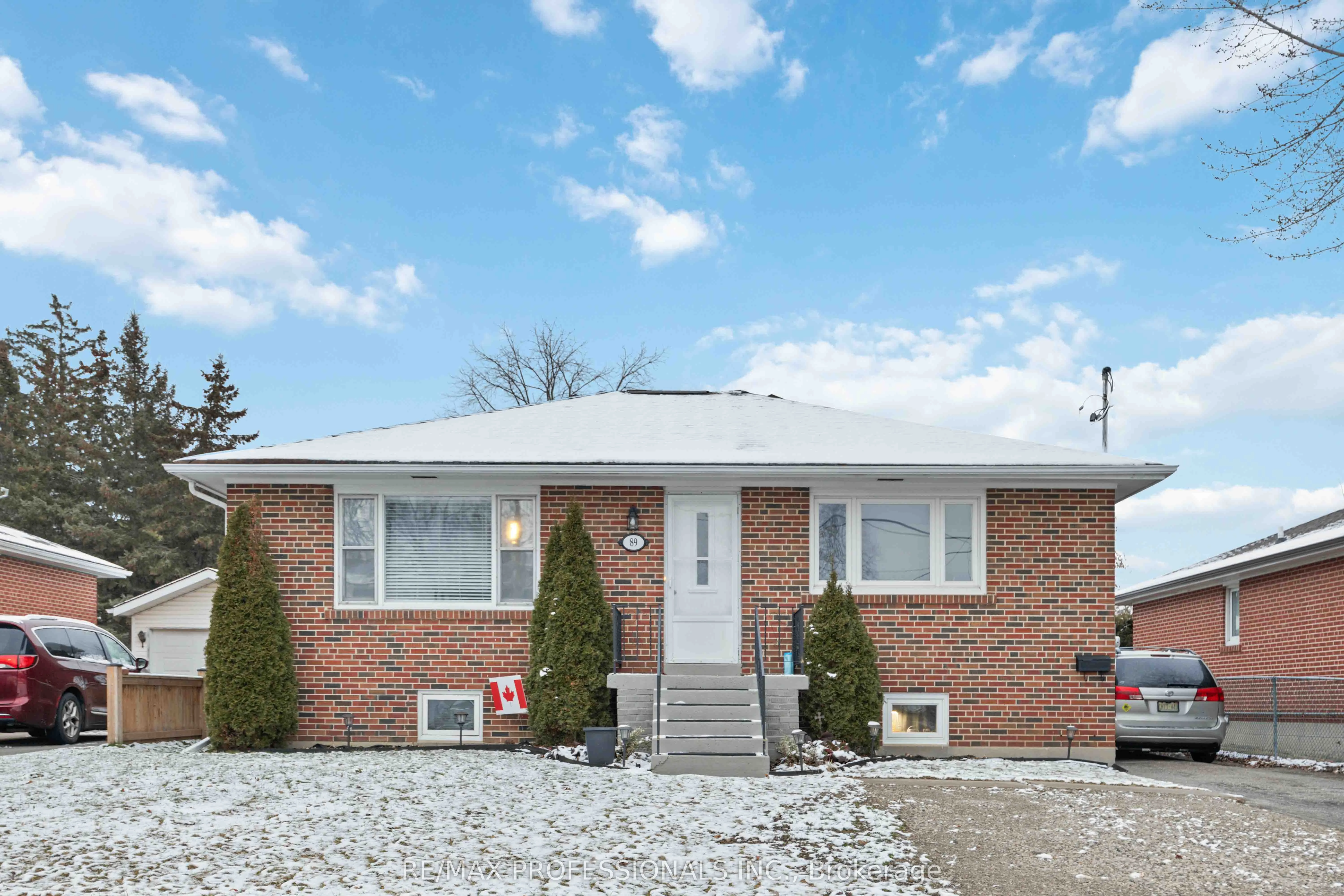 Upper Level in Brampton