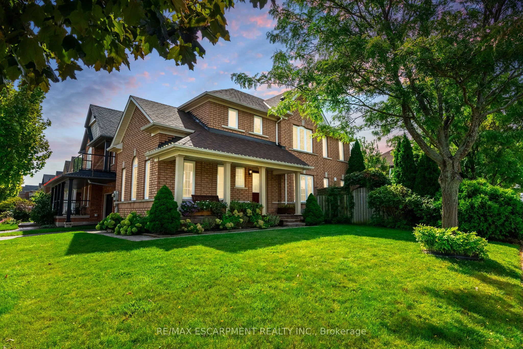 Detached in Oakville