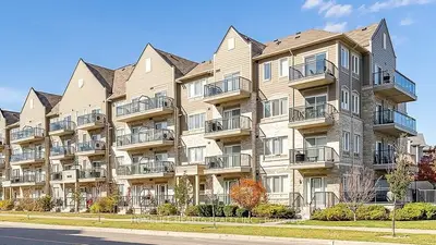 3055 Thomas Street 109, Mississauga, On L5m 0m4