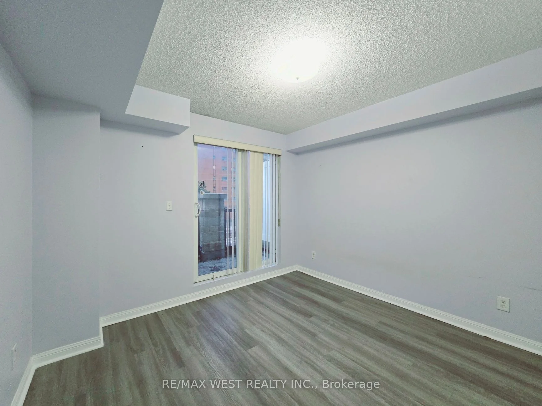 3025 Finch Avenue 2035, Toronto W05, ON M9M 0A2