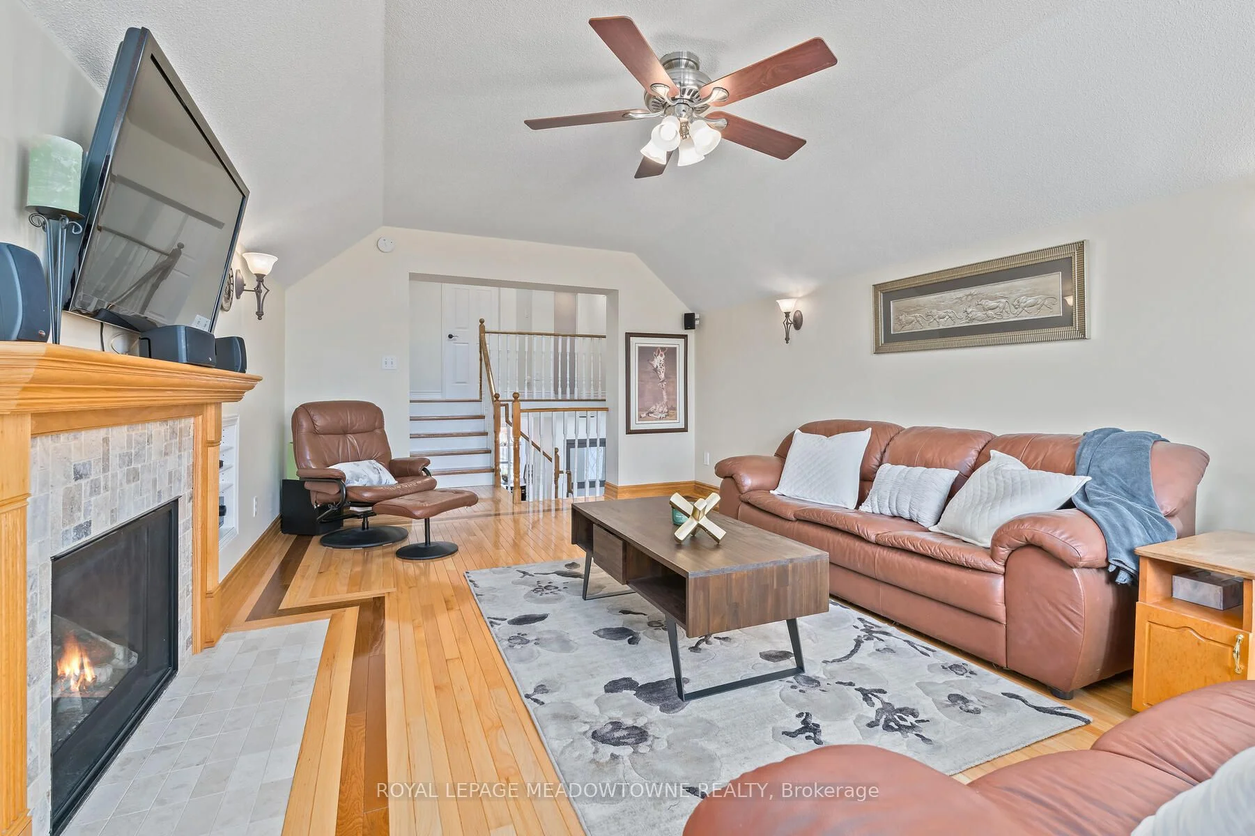 34 Hepburn Crescent, Halton Hills, ON L7G 5P8
