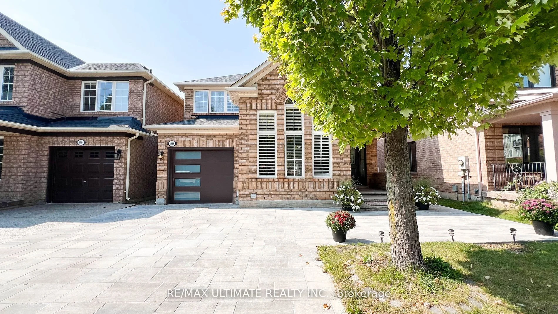 2598 Dashwood Drive, Oakville, On L6m 4c2