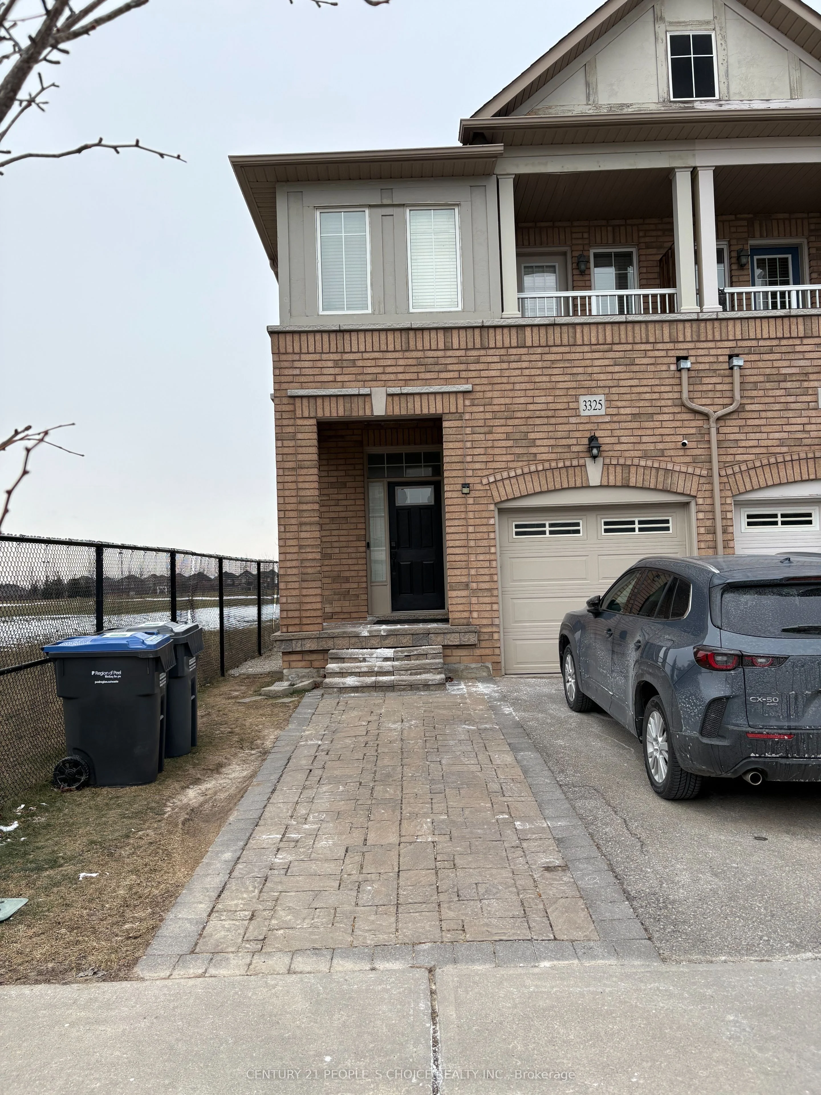 3325 Sunlight Street Bsmt, Mississauga, On L5m 0g8