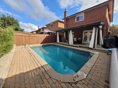 64 Willerton Close Upper, Brampton, On L6v 4h1