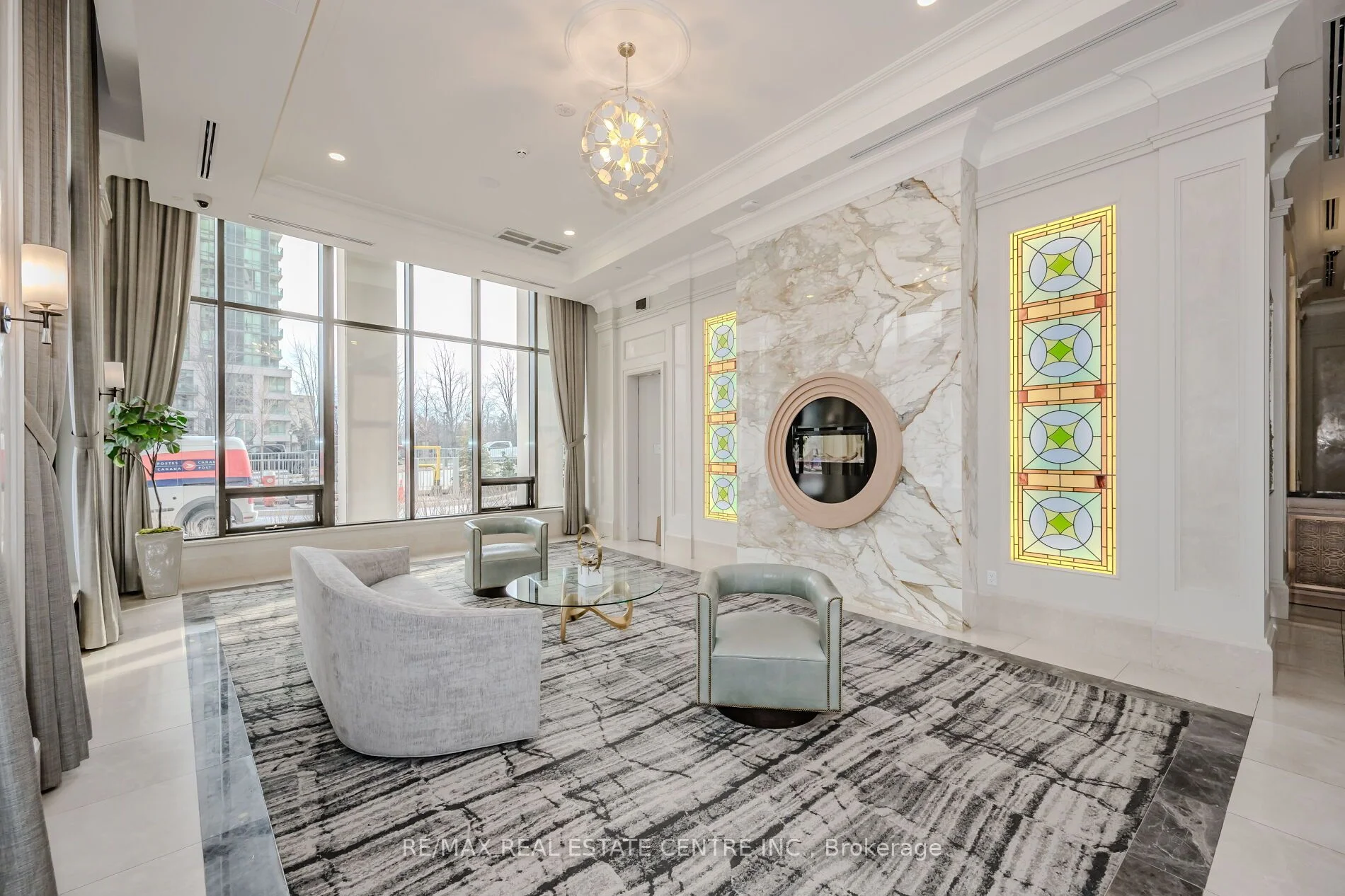 36 Elm Drive 907, Mississauga, ON L5B 0N3