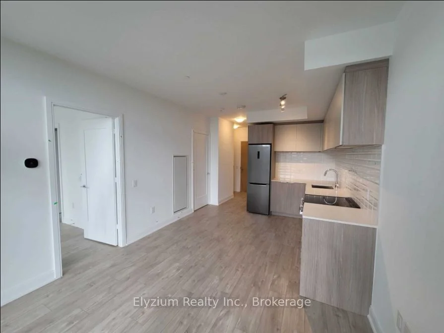65 Annie Craig Drive 401, Toronto W06, ON M8V 0G3