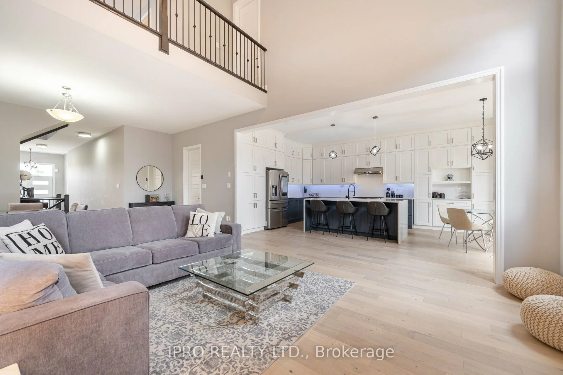 Detached in Oakville