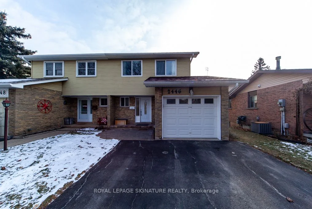 Semi-Detached in Mississauga