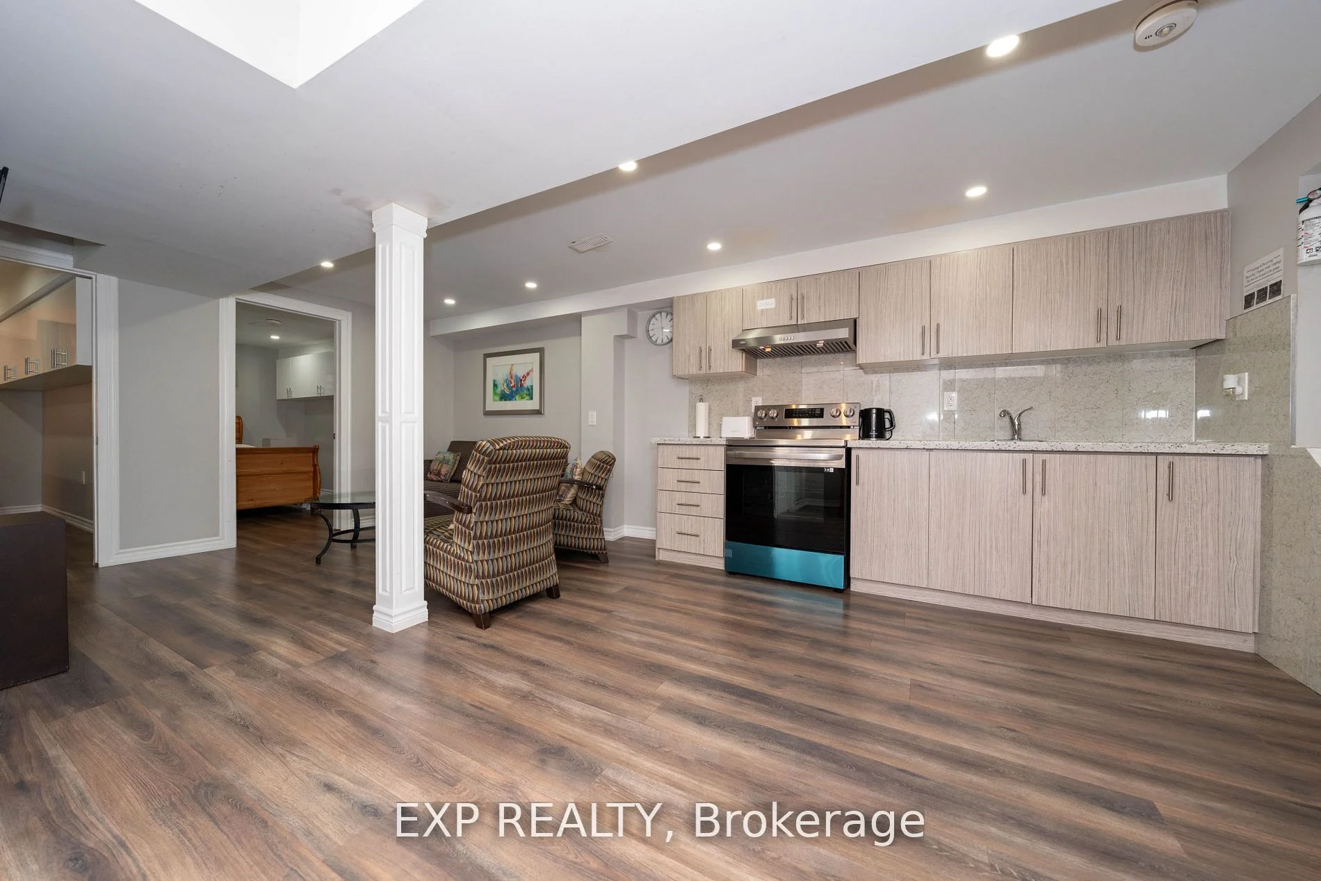 Att/Row/Townhouse in Brampton