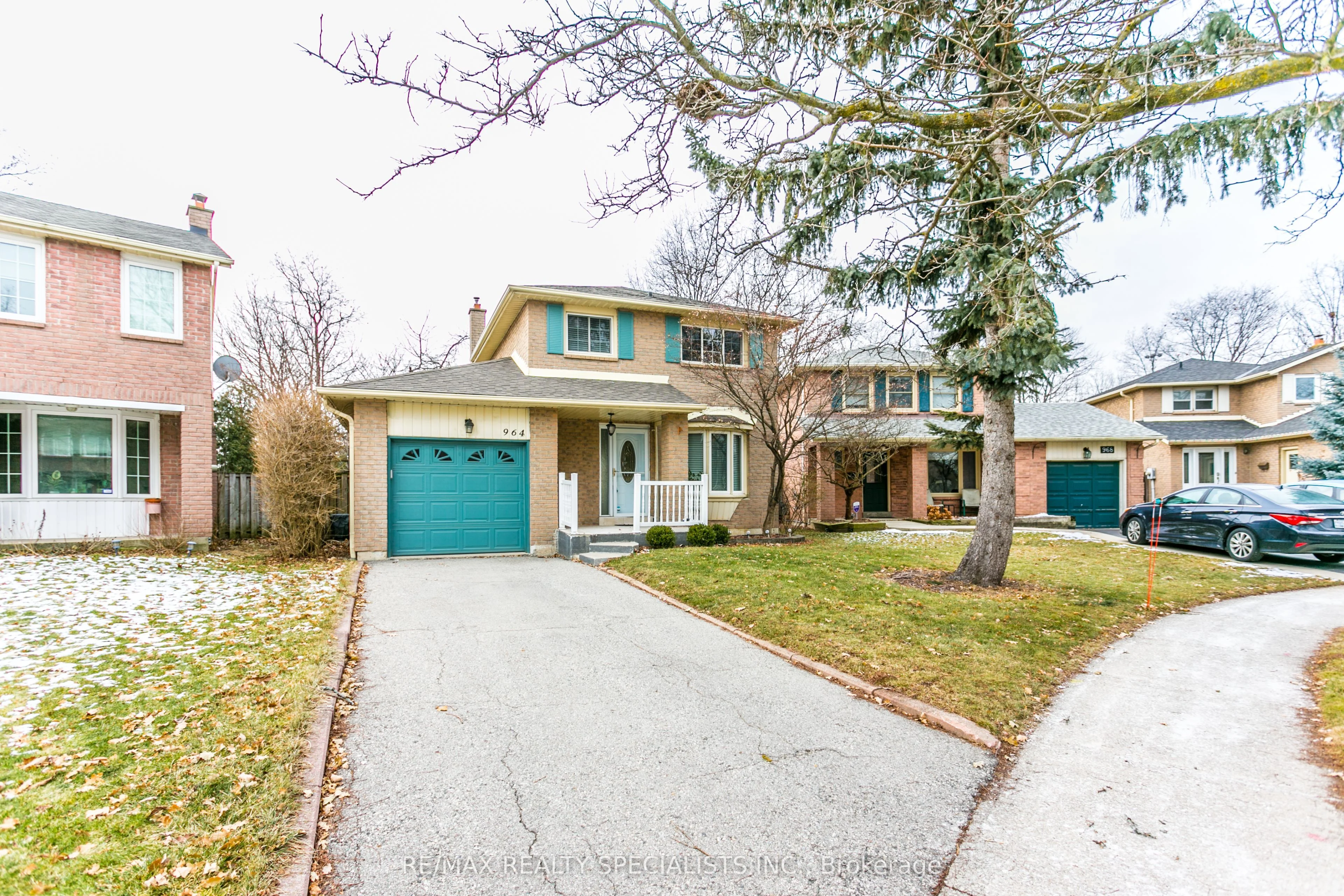 964 Sawgrass Crescent, Mississauga, On L5c 3y3