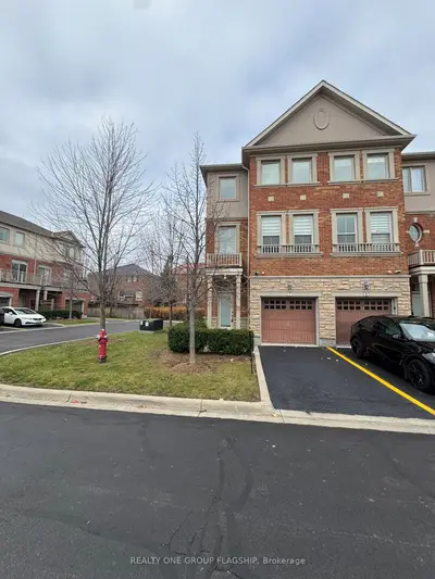 5710 Long Valley Road 17, Mississauga, On L5m 0m1