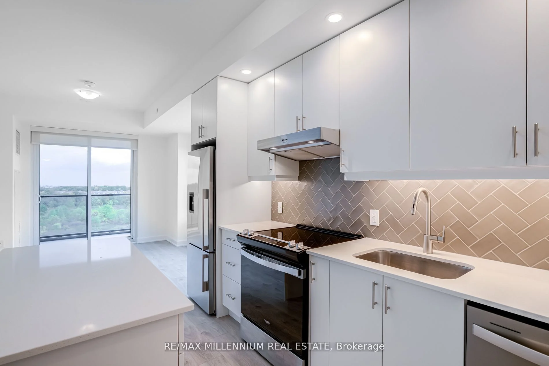 3220 William Colston Avenue 1004, Oakville, ON L6H 7X9