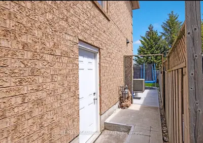 Semi-Detached in Brampton