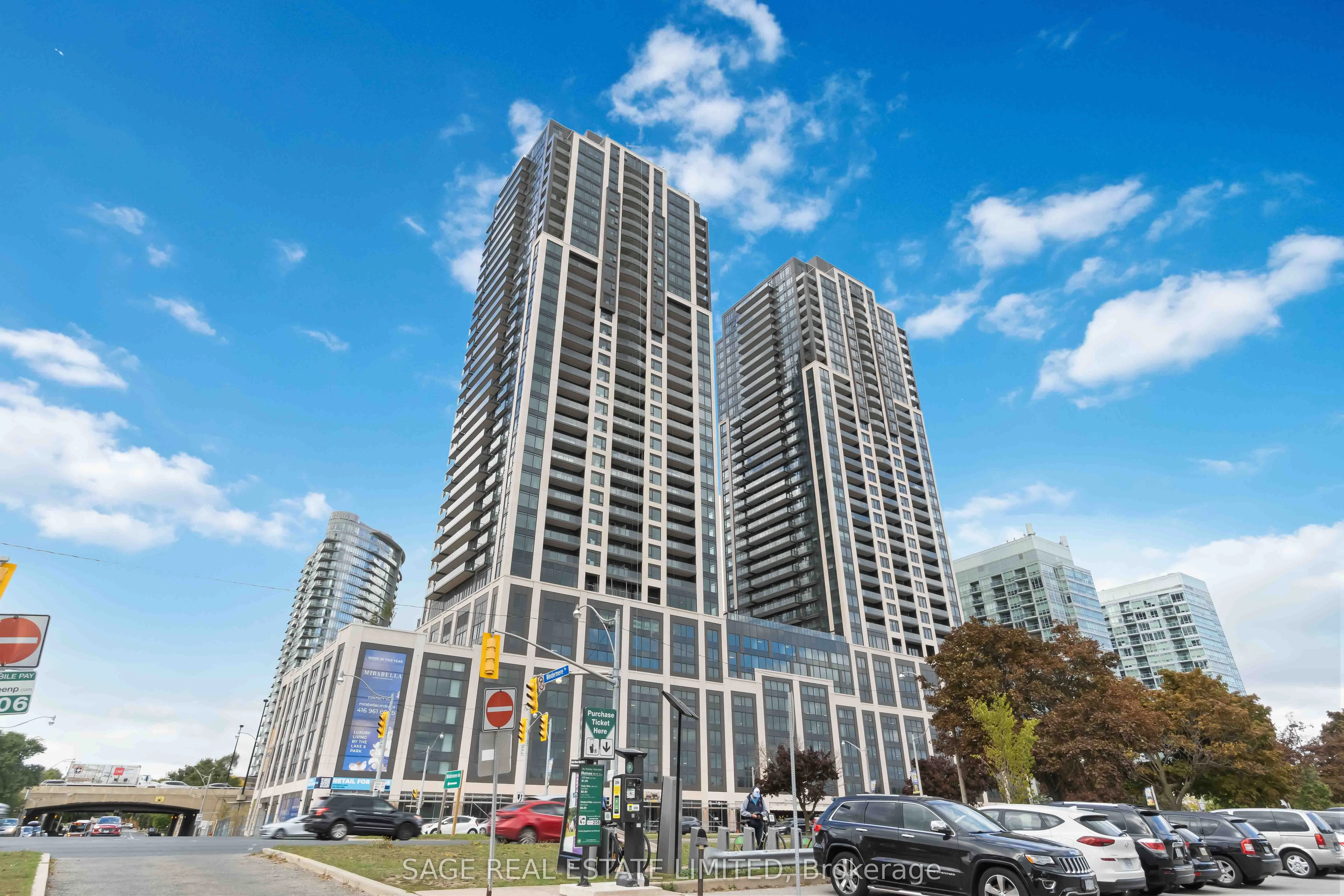 1928 Lakeshore Boulevard W 2711, Toronto W01, On M6s 0b1