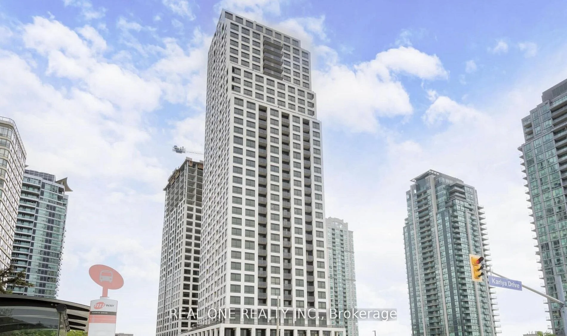 36 Elm Drive 2907, Mississauga, On L5b 0n3
