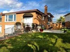 Semi-Detached in Mississauga