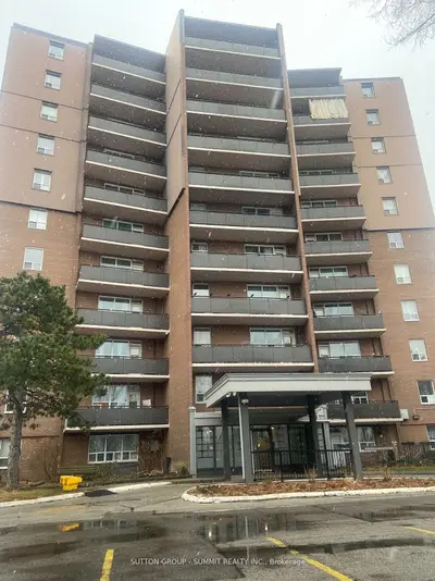 3065 Queen Frederica Drive 801, Mississauga, On L4y 3a3