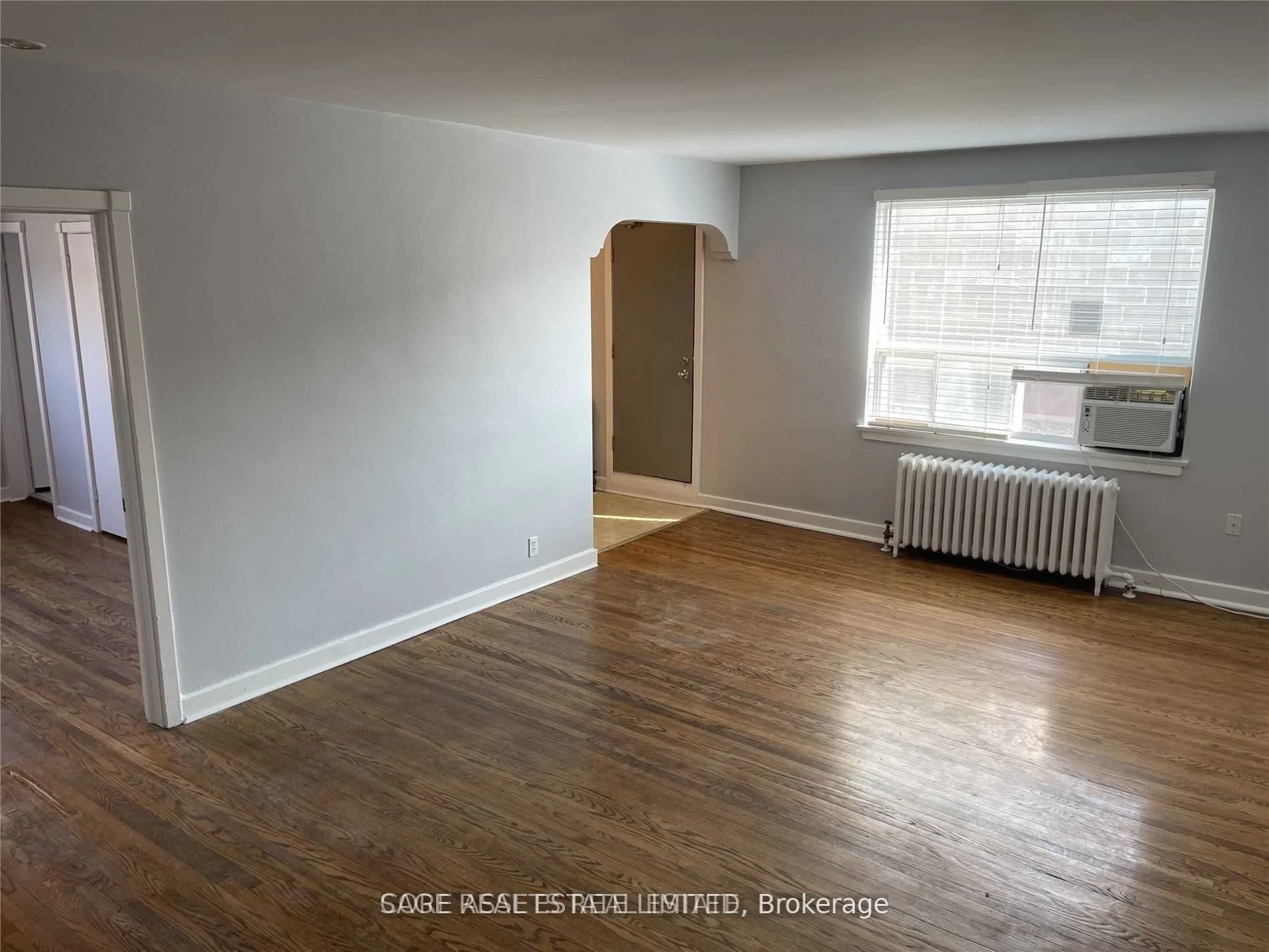 Upper Level in Toronto