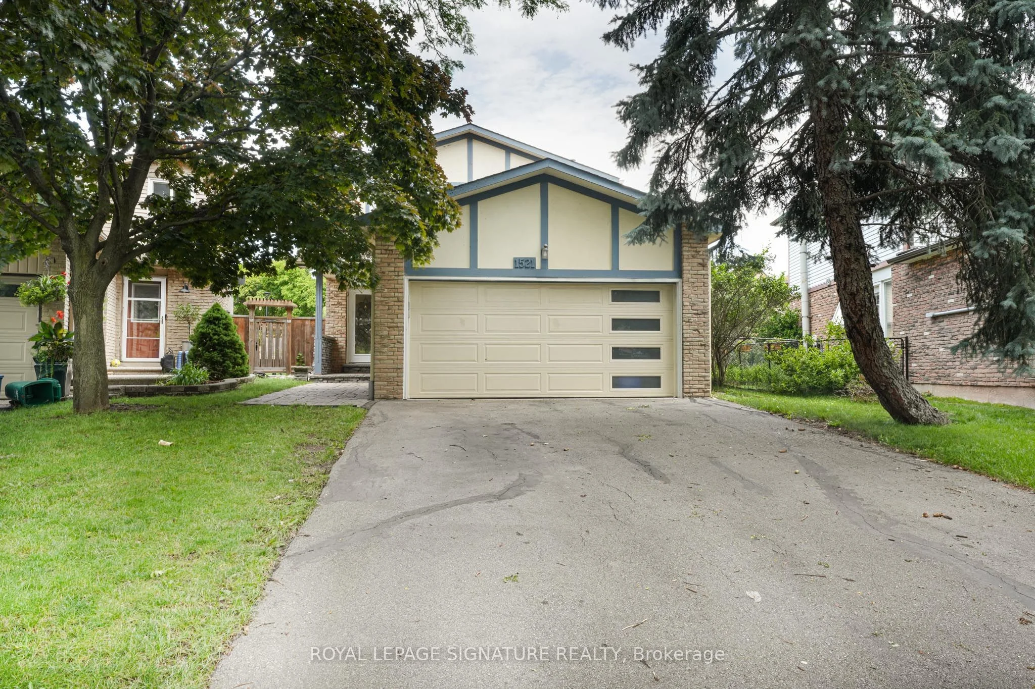 1521 Ealing Court, Oakville, On L6h 2x9