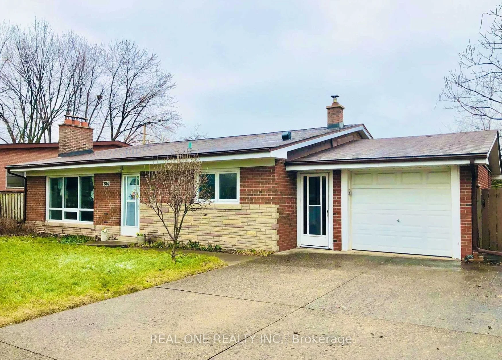 Detached in Oakville