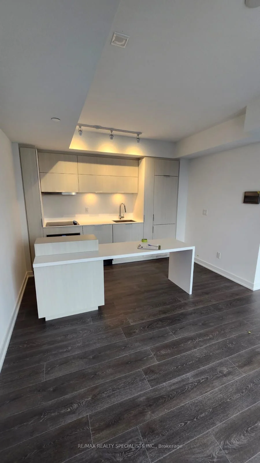 Condo Apartment in Burlington