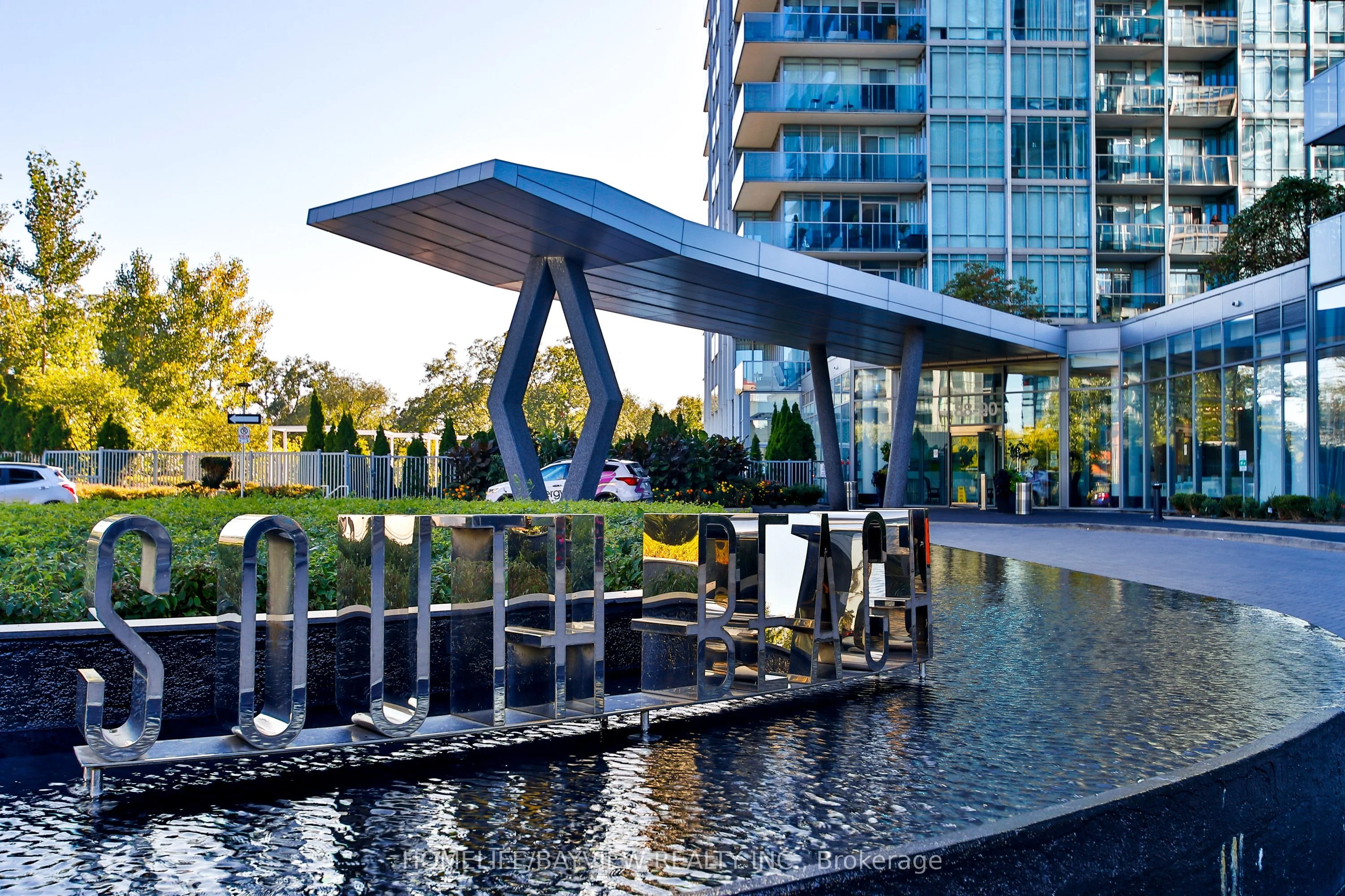 Condo Apartment in Toronto