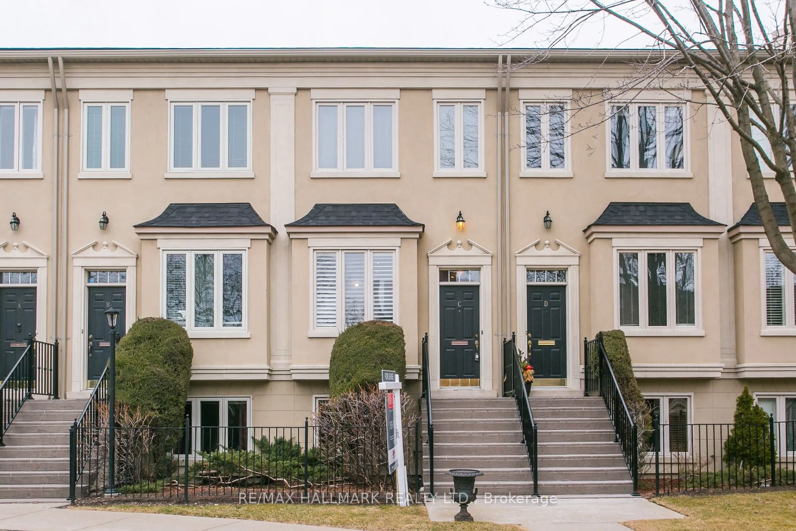 2283 Lake Shore Boulevard W C, Toronto W06, On M8v 1a6