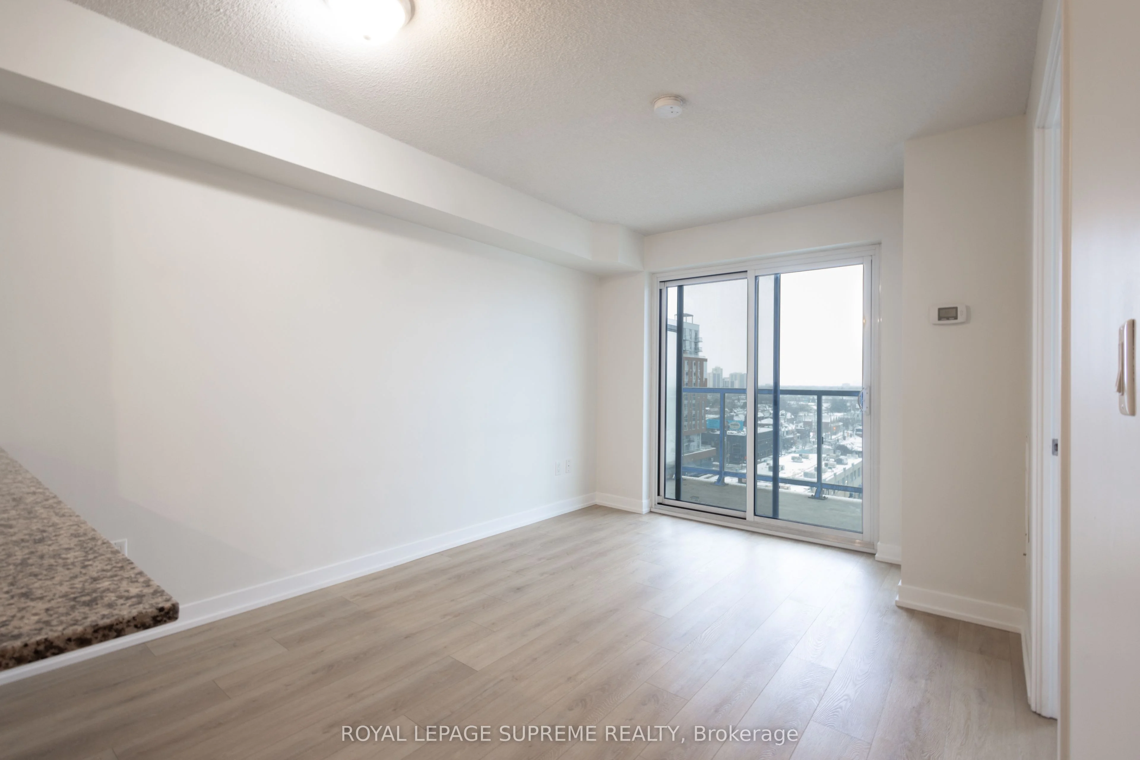 1420 Dupont Street 1006, Toronto W02, ON M6H 0C2