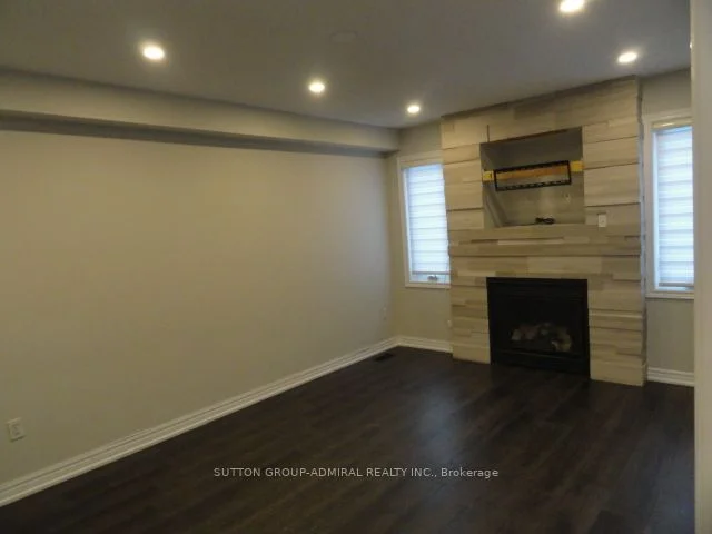 963 Fielder Drive, Mississauga, ON L5V 2S2