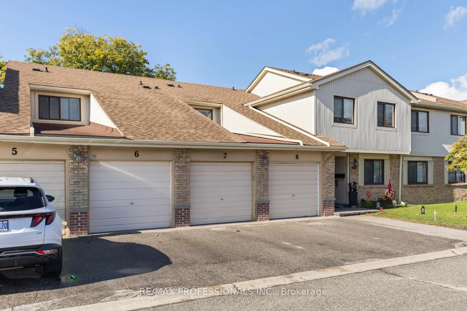 Condo Townhouse in Mississauga
