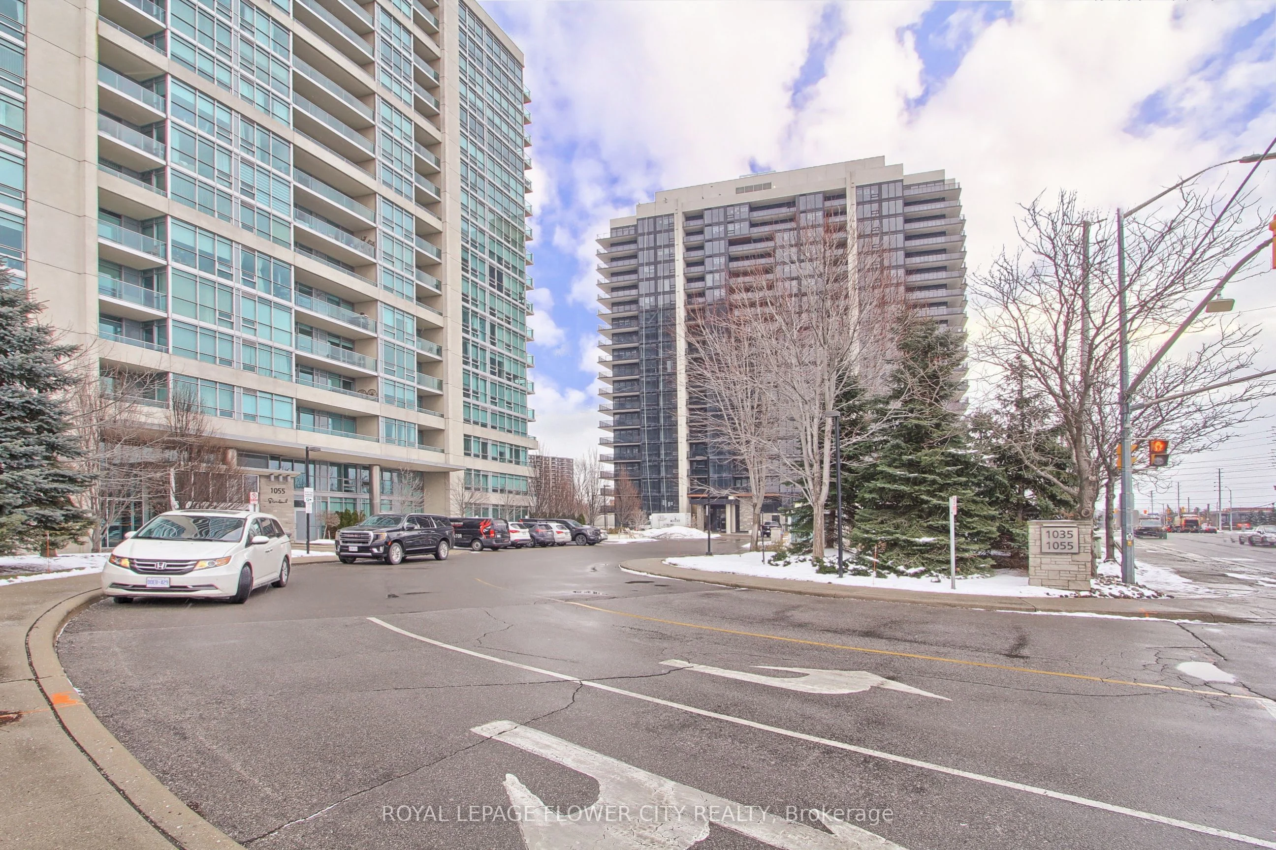 1035 Southdown Road 610, Mississauga, On L5j 0a3