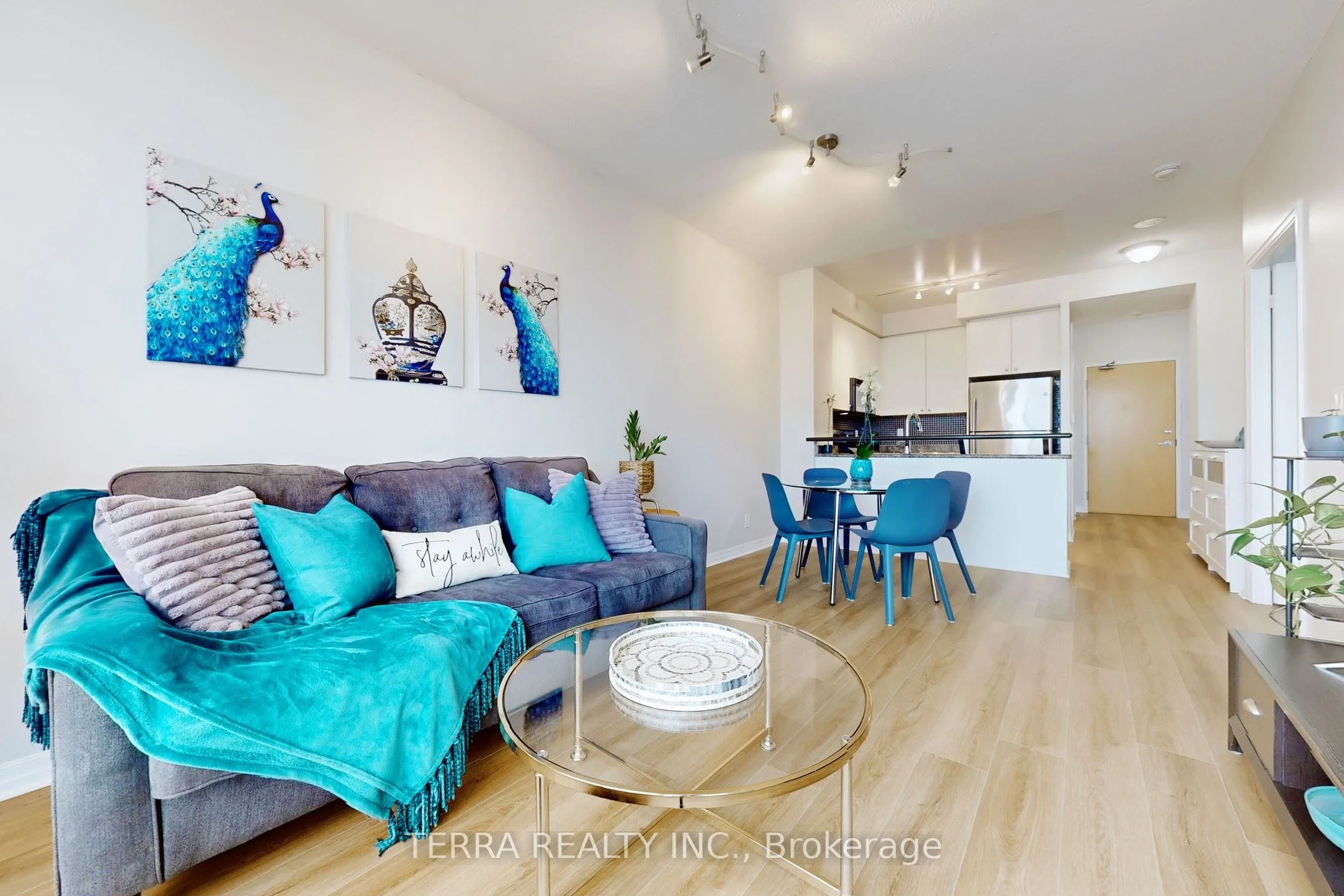 Common Element Condo in Mississauga
