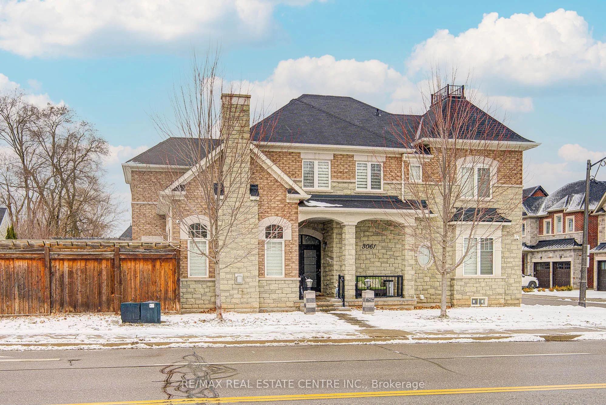 Detached in Oakville