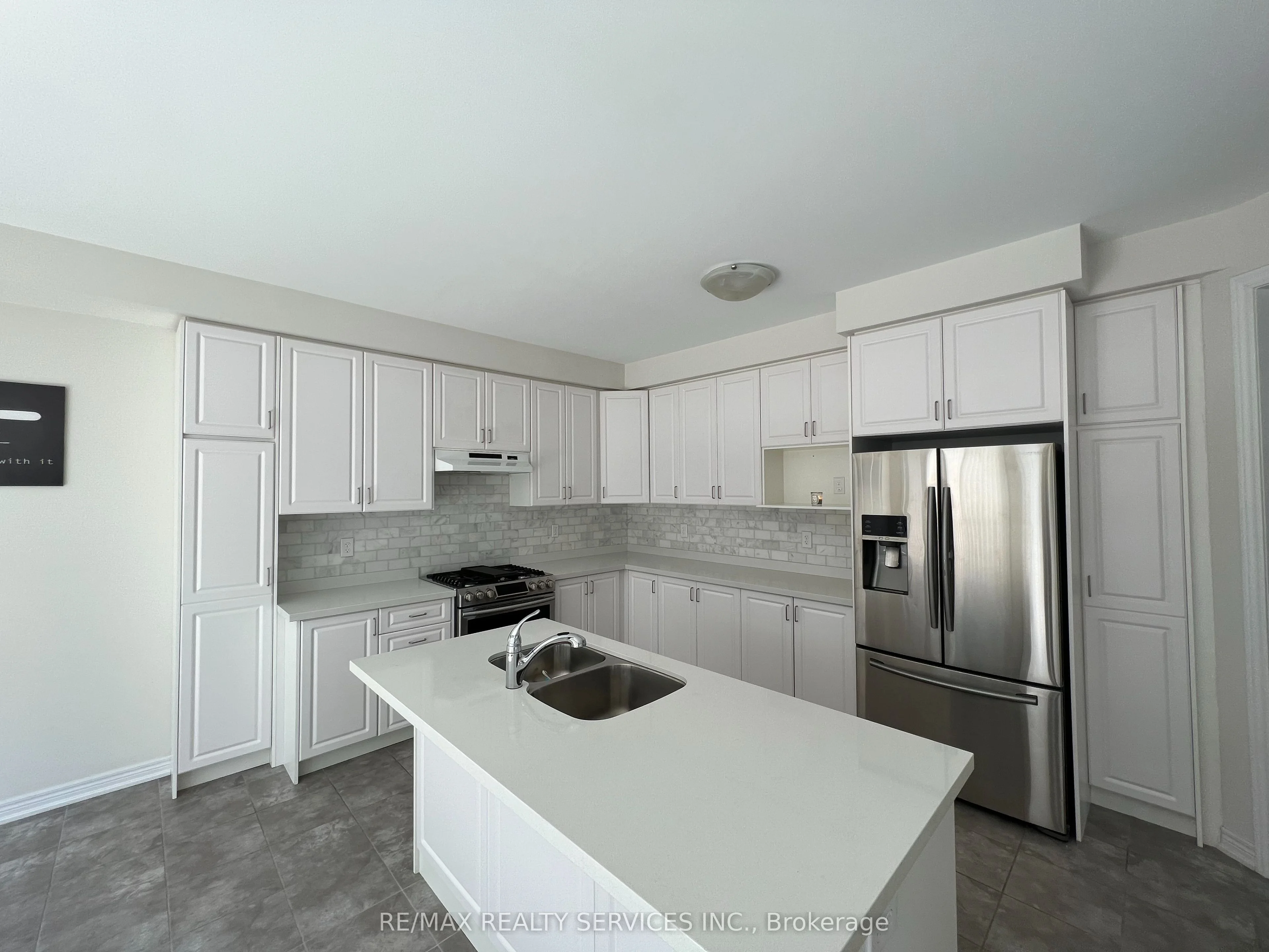 449 George Ryan Avenue, Oakville, ON L6H 7H5