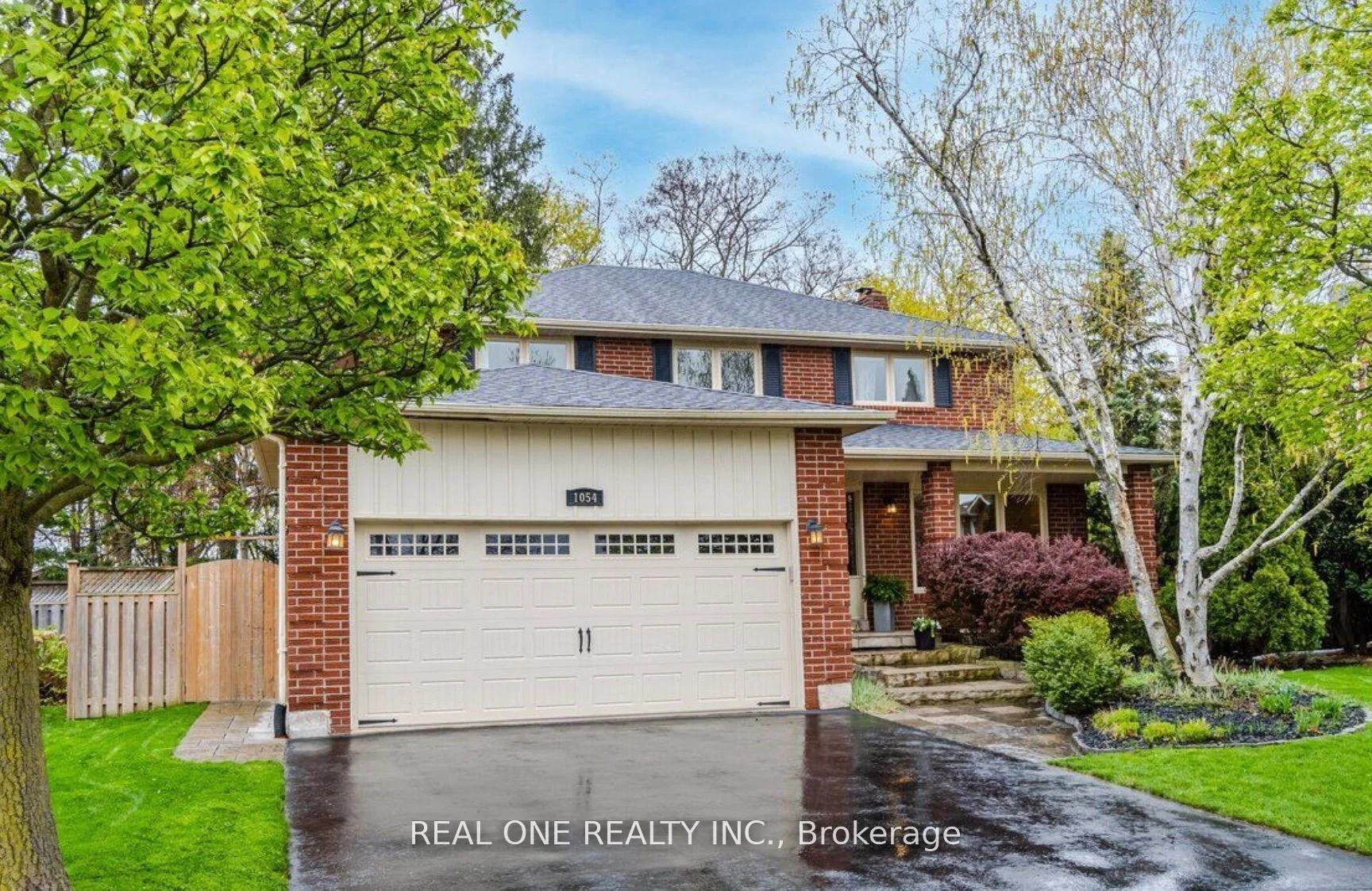 1054 Montrose Abbey Drive, Oakville, On L6m 1e7
