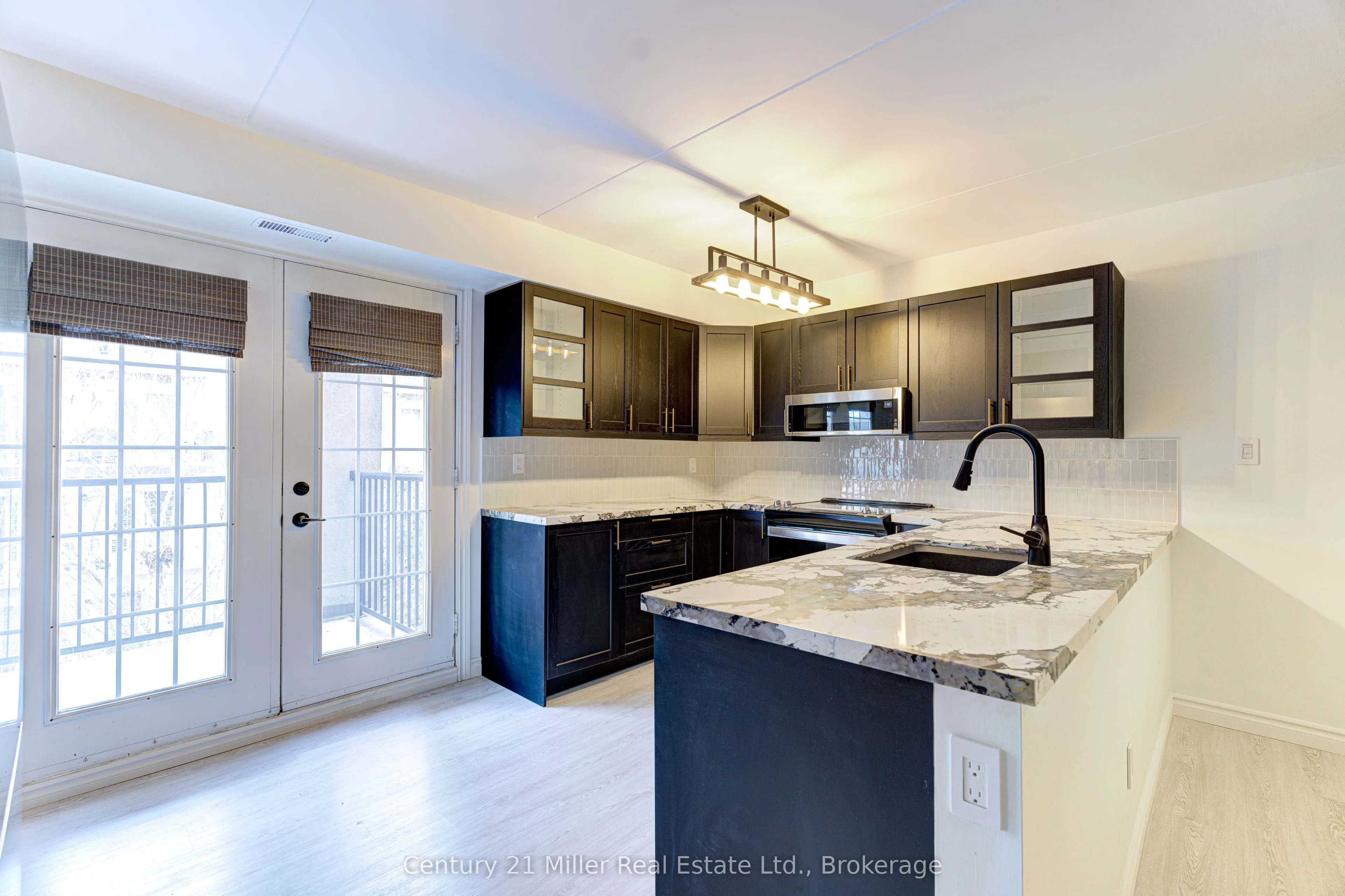 Condo Apartment in Burlington