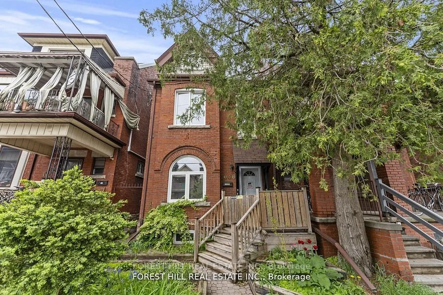 Duplex in Toronto