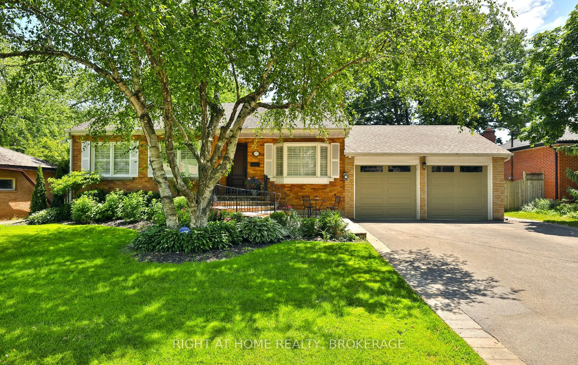 Detached in Oakville