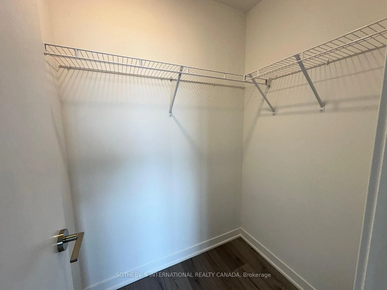 395 Dundas Street W 534, Oakville, ON L6M 5R8