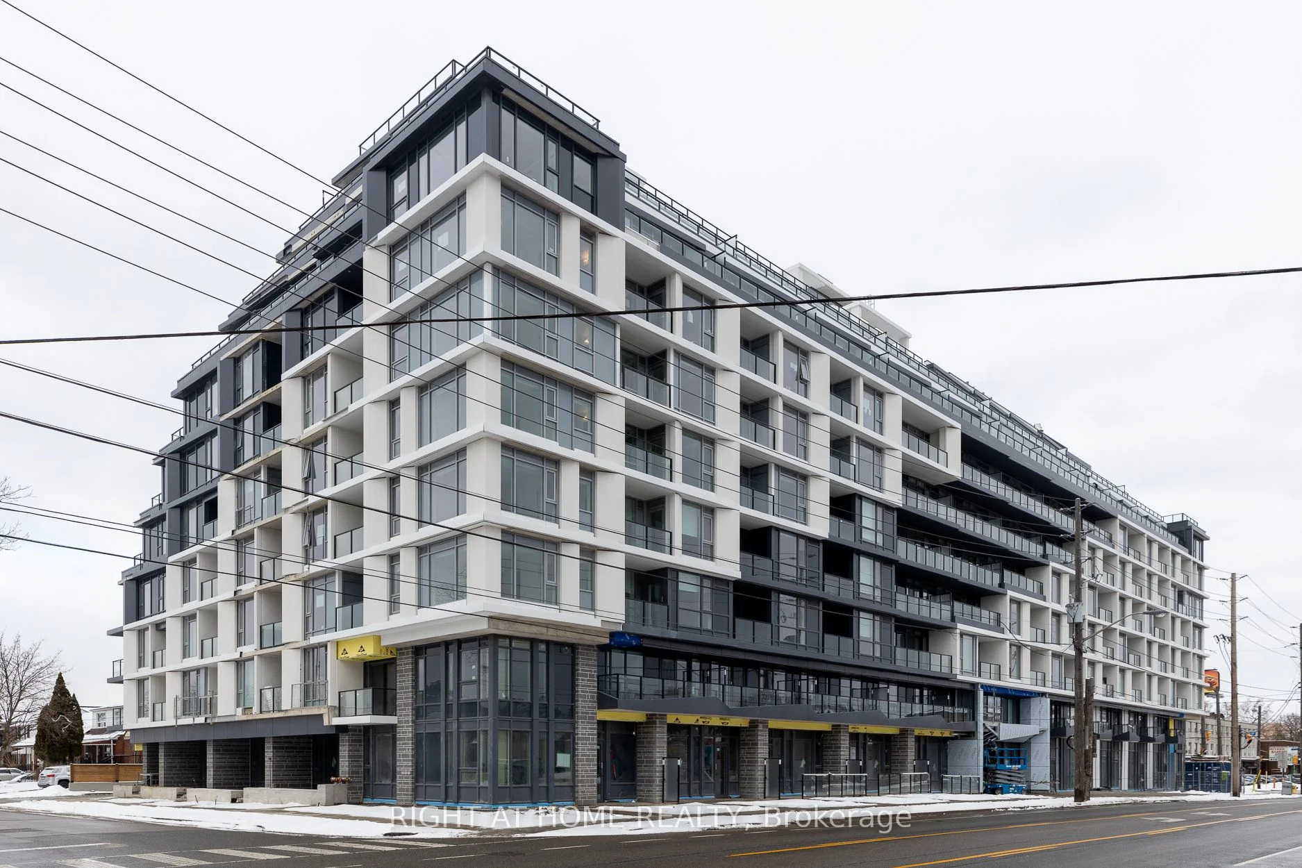 Condo Apartment in Toronto