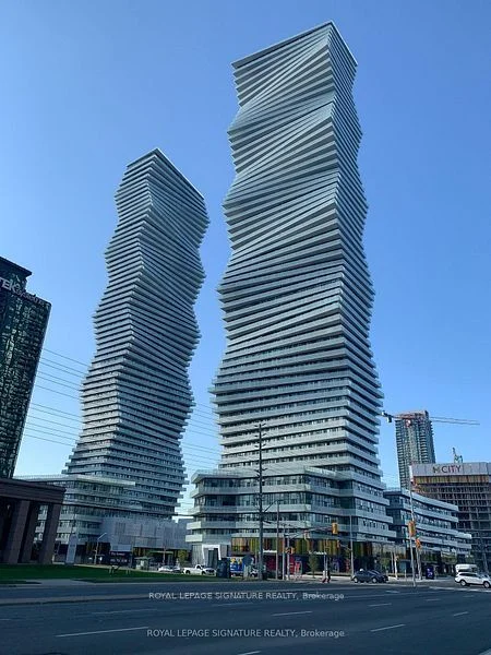 Condo Apartment in Mississauga
