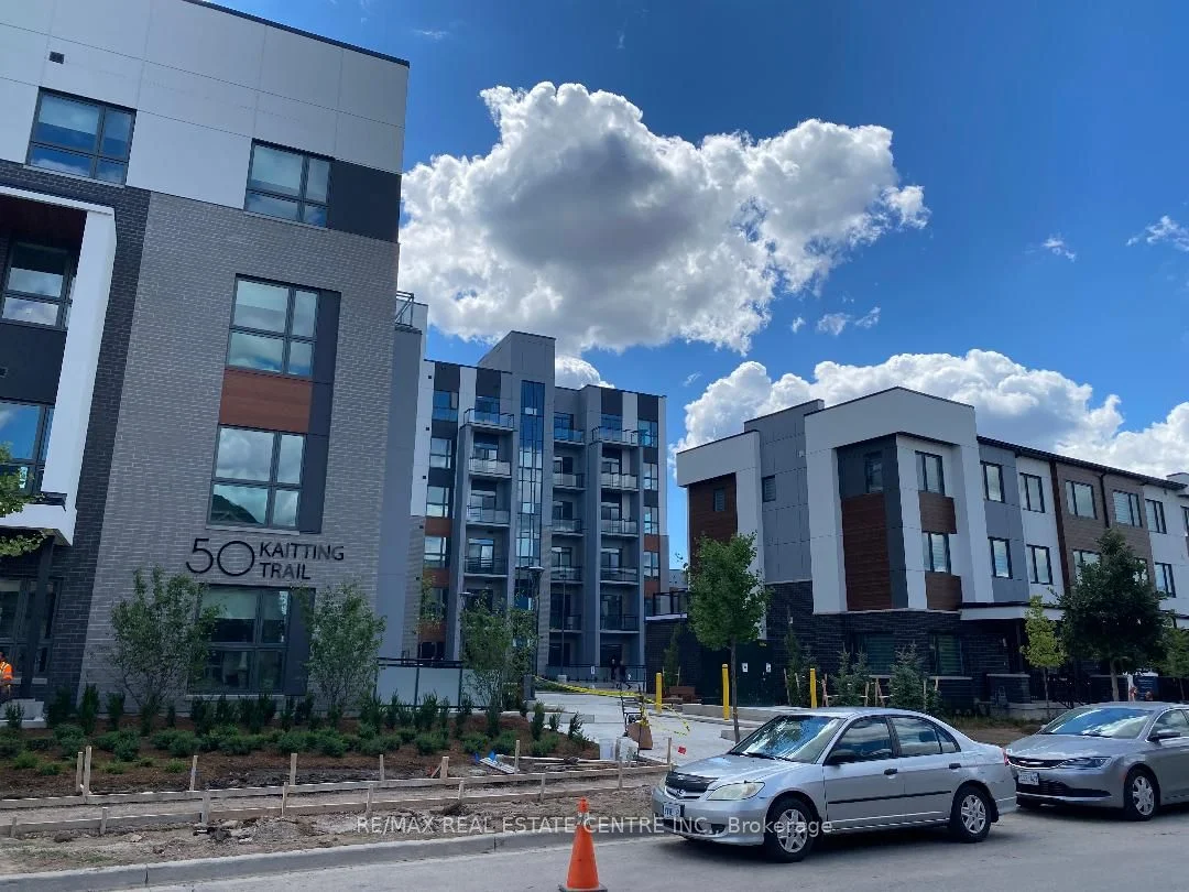 50 Kaitting Trail 415, Oakville, ON L6M 5N3
