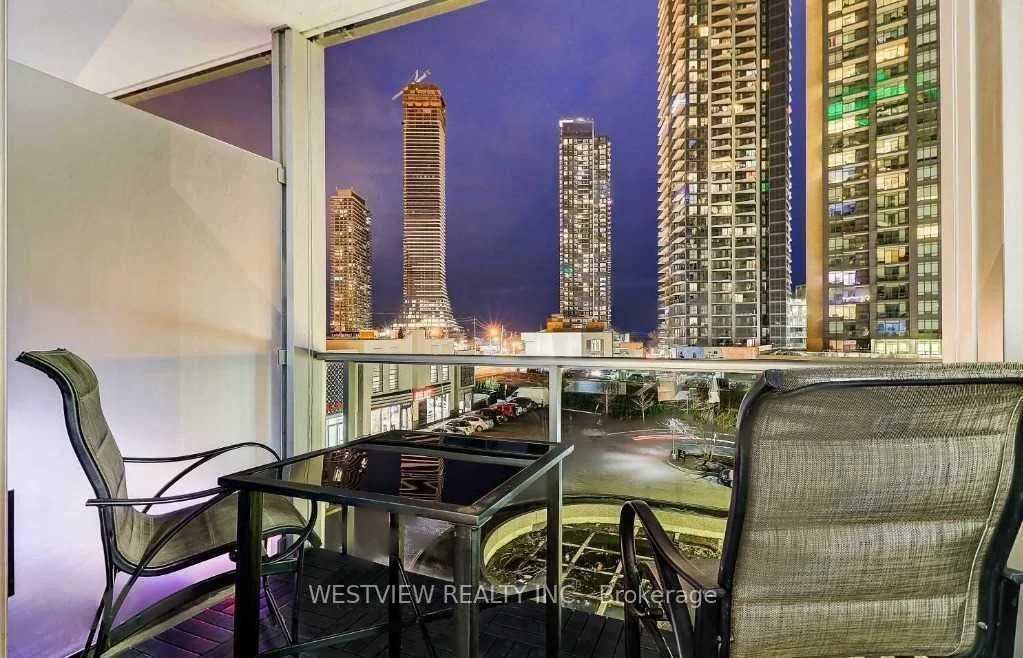 90 Park Lawn Road 506, Toronto W06, On M8y 0b5