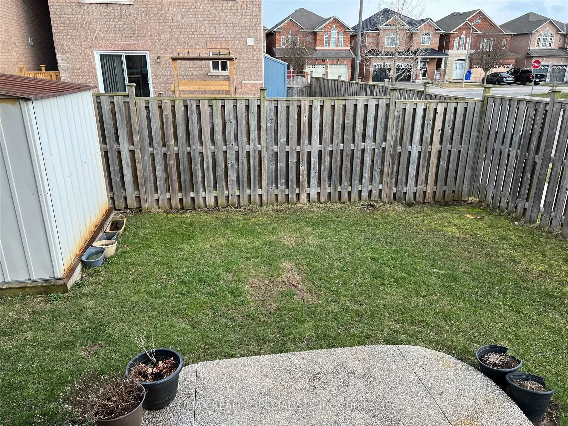 5882 Blue Spruce Avenue, Burlington, ON L7L 7N8