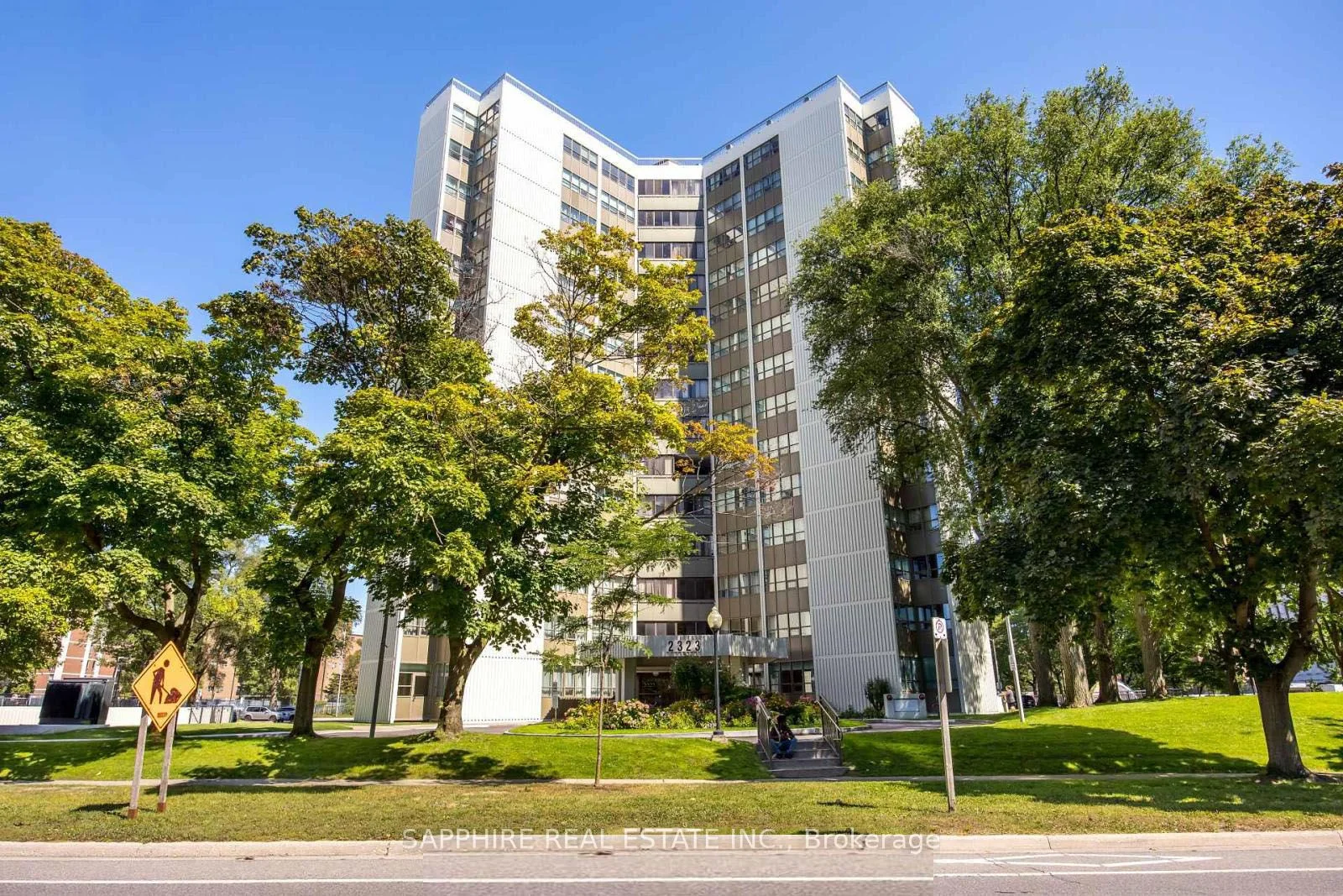 2323 Confederation Parkway S 1207, Mississauga, On L5b 1r6