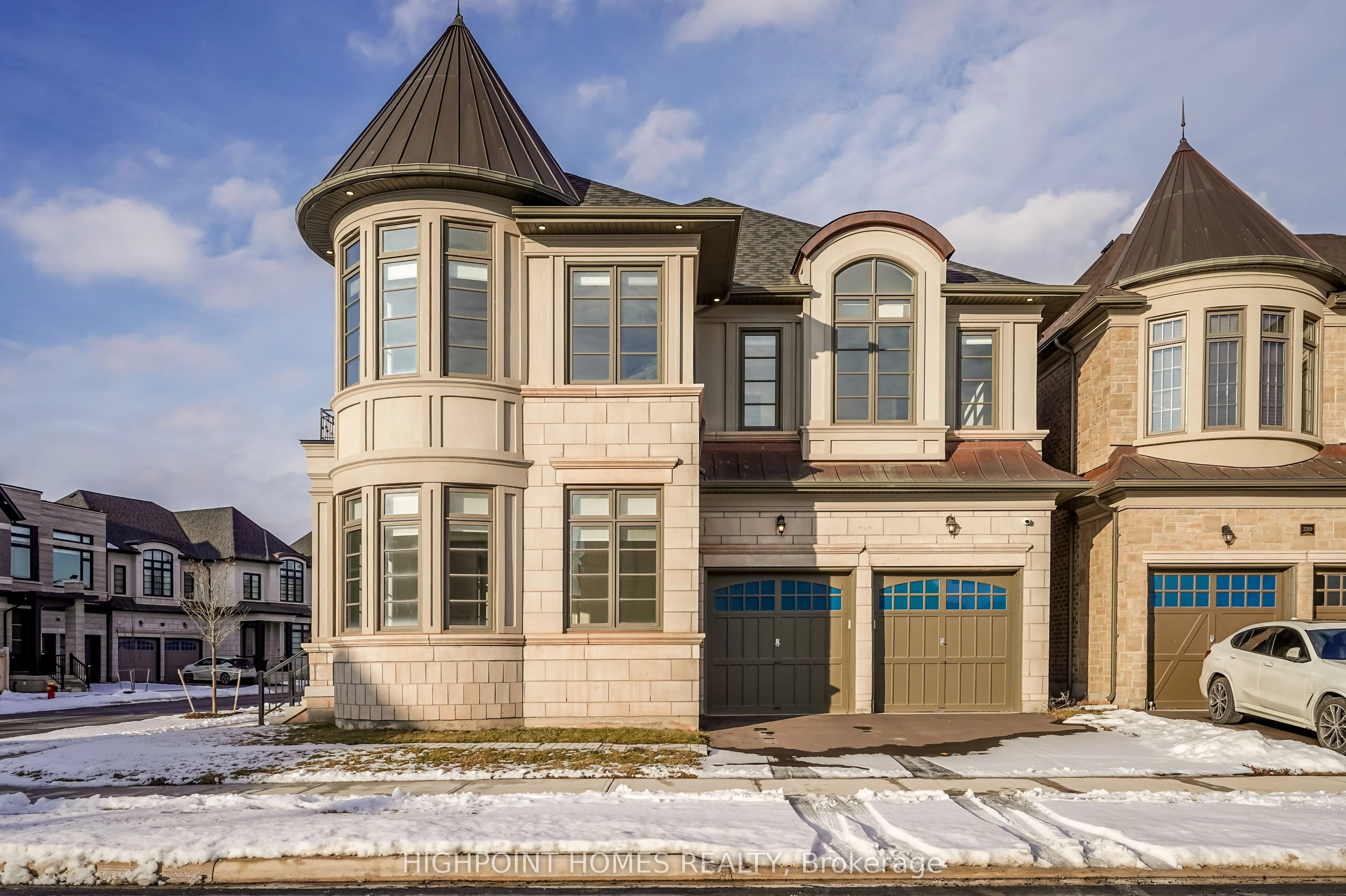 Detached in Oakville