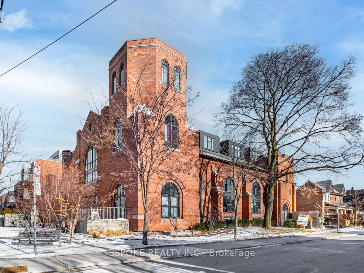 243 Perth Avenue Ph307, Toronto W02, On M6p 3x9